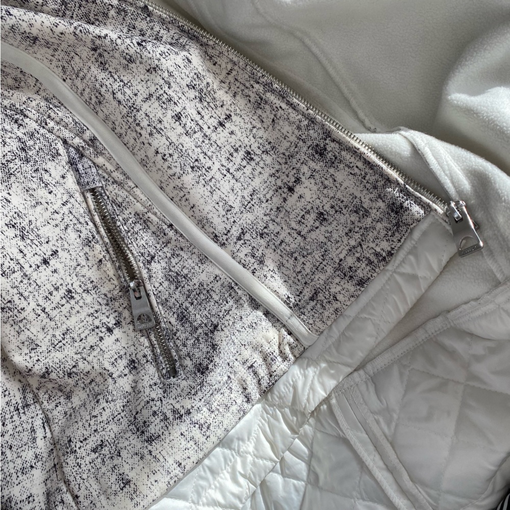 Guess Winter Jacket - Picture 9 of 16